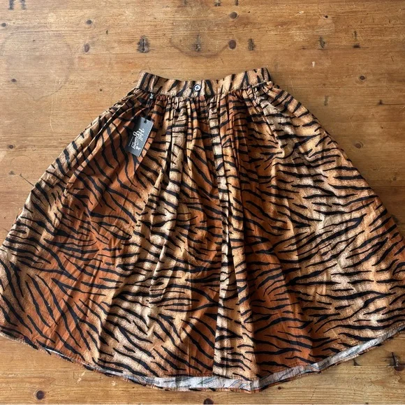 HELL BUNNY XS Tiger Print Pocket Circle Skirt NWT - Picture 2 of 14
